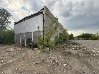 Земельный участок 4223 кв.м и здание гаража-стоянки 852,4 кв.м, Курган Земельный участок площадью 4 223 кв.м. с реестровым номером федерального имущества P11460002914, с кадастровым номером 45:25:040319:5 по адресу: Курганская область, г. Курган, б-р Мира, 22, с расположенным на нем зданием гаража…