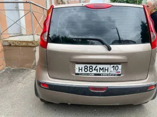 Nissan Note 1.4 2007 года, VIN: SJNFAAE11U1148839, госномер Н884МН10.