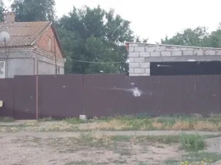 Квартира 60,8 кв.м и земельный участок 830,7 кв.м, Ставропольский край. Квартира, кадастровый номер 26:20:040306:435, этаж 1, адрес: Ставропольский край, Буденновский район, с. Толстово-Васюковское, ул. Юбилейная, д. 24, кв. 2. Земельный участок, кадастровый номер 26:20:040306:207, адрес ориентира…