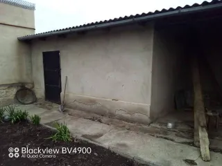 Жилое здание 78.2 кв.м и земельный участок КБР: Здание, назначение: жилое, c кадастровым номером 07:06:1800041:194, общей площадью 78,2 кв.м., местоположение: КБР, г. Терек, ул. Гагарина, дом 51; Земельный участок, виды разрешенного использования объекта недвижимости: под индивидуальную жилую…