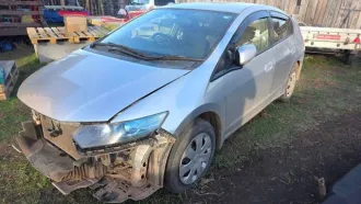 Honda Insight, 2009 года, 88 лс, 185581 км. Год выпуска – 2009; номер кузова: ZE2-1181193, цвет - серый.