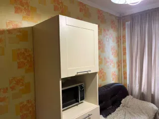 Квартира 35,1 кв.м, г. Москва. Недвижимое имущество - жилое помещение– квартира, находящаяся в залоге у АО «ТБанк», площадью 35,10 кв.м, кадастровый номер: 77:08:0003006:4394, расположенная по адресу: г. Москва, бульвар Яна Райниса, д.20, корп.1, кв. 64. Возможно судебное выселение. Наличие…