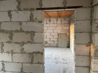 Жилой дом 203,2 кв.м, участок 2122 кв.м, Челябинская область. Кадастровый номер дома: 74:07:1000014:390, участка: 74:07:1000014:35. Объект может быть приобретен с использованием заемных средств ПАО Сбербанк.