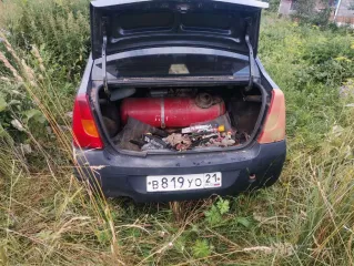 Renault Logan 2008 легковой автомобиль, марка/модель: RЕNАULТ LОGАN, 2008 г.в., цвет: темно-серый, VIN: Х7LLSRААН8Н140712, ПТС: 2114 №783009, г/н: В819УО21, мощность двигателя, л. с. (кВт): 35/75, экологический класс: 3 (третий), разрешенная максимальная масса: 1535, масса без нагрузки: 1050, вид…