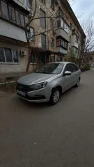 Lada Granta 2019 Автомобиль легковой Lada 219120 Granta, VIN: XTA219120L0343787, 2019 г.в. Тех. описание: Автомобиль в удовлетворительном состоянии. Трещина на лобовом стекле, небольшая вмятина со стороны крышки бензобака.Скол краски на бампере слева, паутина на бампере задней стороны слева. Износ…