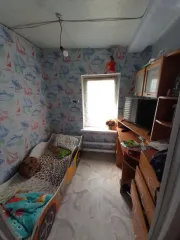 Жилой дом, площадью 63,2 кв.м., по адресу: Пермский край, муниципальный округ Лысьвенский, город Лысьва, улица Первомайская, д. 126, с кадастровым номером: 59:09:0000000:988, земельный участок, площадью 1500 кв.м., по адресу: Пермский край, муниципальный округ Лысьвенский, город Лысьва, улица…