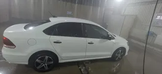 Volkswagen Polo 2018, VIN XW8ZZZ61ZKG015361.