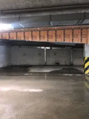 Машино-место площадью 13,9 кв.м по адресу: Ханты-Мансийский автономный округ-Югра, г. Югорск, ул. Механизаторов, д.18, парковочное место №38, кадастровый номер 86:22:0005002:2665.