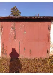 Гараж 22 кв.м с участком в Свердловской области, г. Нижняя Тура, район железнодорожной станции ГРЭС, №3. Назначение: нежилое, 1 этаж. Кадастровый номер объекта: 66:17:0803009:303. Земельный участок площадью 25 +/- 2 кв. м., назначение: Земли населенных пунктов. Кадастровый номер участка…