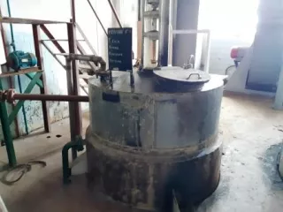 Недвижимое имущество: задание склада сырья, кадастровый номер 13:20:0401001:1685, площадь 648 кв.м; здание зернового склада, кадастровый номер 13:20:0401001:1692, площадь 1276,9 кв.м; здание склада цемента, кадастровый номер 13:20:0401001:1693, площадь 66,1 кв.м; здание погрузочно-разгрузочного…