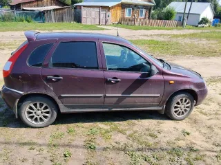 Lada Kalina 2012 года, 81 лс, 219300 км, модель 111930 Лада Калина, VIN XTA111930C0201970, г/н В309МУ45. Принадлежит должнику на праве общей совместной собственности с супругой.