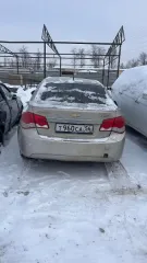 Автомобиль Chevrolet Cruze 2012 года выпуска, государственный номер Т 960 СА 56, VIN XUFJF696JC3071203. Имеет следы эксплуатации: потертости лакокрасочного покрытия на кузове, загрязнения подкапотного пространства и салона. Возможны скрытые дефекты. Проверку истории автомобиля через открытые…