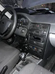 Lada Priora, 2008 LADA PRIORA, 2008 года, 97.9 лс, 326037 км, ВАЗ 21703 LADA PRIORA, Год выпуска: 2008 (VIN): XTA21703080091911. Недостатки: 1. Была в ДТП по кругу, сильный удар пришёлся на заднюю часть, от удара повело кузов, имеется залом крыши на задней левой двери. Машину восстановили, кузов…