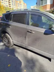 Toyota RAV 4 2016 года выпуска, легковой универсал. Государственный номер Н148СУ27, VIN JTMRDREVX0D104444, номер двигателя 4A45374, номер кузова JTMRDREVX0D104444, цвет бронзовый. Регистрационный номер 70/А. Мощность двигателя 146 л.с., объем 1987 куб. см, коробка передач АКПП, полный привод…