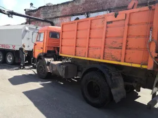 Мусоровоз MKZ-4500 на шасси KAMAZ-43253-A3, 2013. Назначение: Мусоровоз. Марка: MKZ-4500 на шасси KAMAZ-43253-A3. Год выпуска: 2013. Модель: MKZ-4500 на шасси KAMAZ-43253-A3. VIN (заводской) номер: Х89104500D0AA3002.