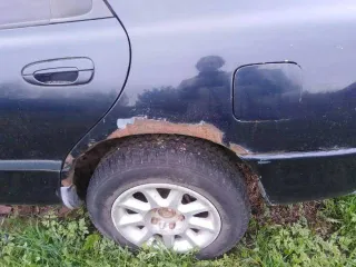Mazda 626, 1996 года, 105 лс, 396 451 км, легковой автомобиль марки MAZDA 626, 1996 г.в., VIN: JMZGE12A201433935, ПТС 50 МО 191861, СТС 50 16 № 775819. Имущество является совместно нажитым.