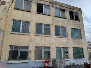 Земельный участок 60638 кв.м, гараж 556,5 кв.м, здание пристройка 387 кв.м, административно-бытовой корпус 734,5 кв.м, трубный цех 2044,5 кв.м, Саратовская область. 64:40:041602:2 Земельный участок, категория земель – земли населенных пунктов, вид разрешенного использования – предназначенные для…