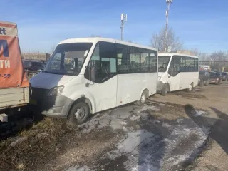 Автомобиль ГАЗ A64R45 2017 года, VIN: X96A64R45H0007354. На ходу, имеет механические повреждения по кузову, следы коррозии.