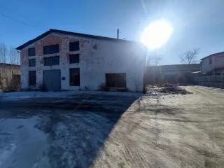 Нежилое здание (производственный корпус), назначение: нежилое, 2 этаж (в т.ч. подземных 0), с кадастровым номером 75:32:010333:502, площадь 2466,7 кв.м (литер Д, 1-2 этажа, 1950 года ввода в эксплуатацию) по адресу: Забайкальский край, г. Чита, ул. Генерала Белика 46, строение 5, расположенное на…