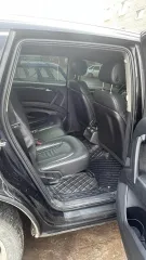 Audi Q7 2012, автомобиль марки AUDI модель Q7 2012 г.в., VIN-номер WAUZZZ4L7DD004337. Ознакомление с документами об имуществе и о торгах осуществляется в период приема заявок в рабочие дни с 11.00 ч. до 18.00 ч. (время местное) по адресу: г. Красноярск, ул. Маерчака, д. 8 стр. 9, оф. 422 по…
