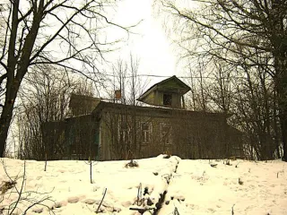 Здание ФАП, 90,2 кв.м, с земельным участком 696 кв.м, Ярославская обл., расположенное по адресу: Ярославская область, м.о. Переславль-Залесский, с. Глебовское, ул. Московская, д. 78, в составе: здание ФАП, кадастровый номер 76:11:040101:262, назначение: нежилое, количество этажей, в том числе…