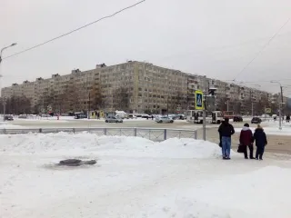 Квартира, расположенная по адресу: г. Санкт-Петербург, пр. Солидарности, д. 8, корп. 1, литера Б, кв. 582, кадастровый номер: 78:12:0006313:3272.