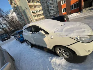 Hyundai Tucson 2010, автомобиль марки HYUNDAI модель Tucson 2010 г.в., VIN-номер KMHJT81VBAU023743. Дополнительная информация об объекте продажи, условиях осмотра и о порядке проведения торгов направляется по адресу: 680045, г. Хабаровск, ул. Калараша, д.15, а/я 1907, либо на эл. почту…