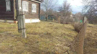 Земельный участок, площадь 1329 +/- 12.76 кв.м., кадастровый (условный) номер: 76:16:010122:9 и расположенный на нем жилой дом, площадь 36.4 кв.м., кадастровый (условный) номер: 76:16:010122:89 по адресу: Россия, Ярославская обл., Угличский р-н, д. Фалюково. Находится в долевой собственности…