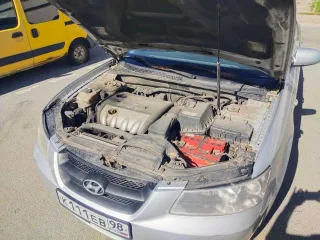 Hyundai Sonata 2005 Hyundai NF 2.4 GLS 2005 года, 161 лс, 488176 км