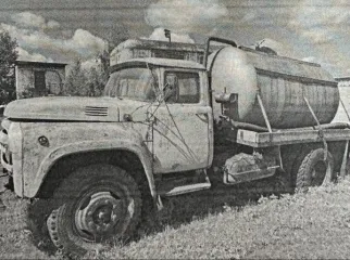 ЗИЛ 130-76 АН, бензовоз, 1981 года выпуска, год выпуска 1981, VIN номер отсутствует.