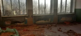 Нежилое здание с кадастровым номером 61:06:0060209:131 площадью 375,2 кв. м., расположенное по адресу: Ростовская область, Веселовский р-н, х. Красное Знамя, пер. Школьный, 7 иземельный участок с кадастровым номером 61:06:0060209:12 площадью 5600 кв. м., расположенный по адресу: Ростовская область…
