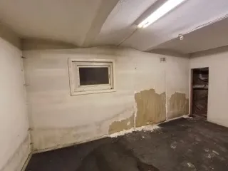 Нежилое помещение, 99.2 кв. м, г. Москва, ул. 2-я Дубровская, д. 2, площадью 99,2 кв. м, кадастровый номер: 77:01:0006041:4586. Назначение нежилого помещения: Свободное. Общая площадь: 99.2. Кадастровый номер: 77:01:0006041:4586