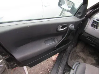 Renault Megane 2008, 113 лс, АКПП, легковой автомобиль, марка Renault, модель Megane II P2A16A110 3C, VIN VF1LM0J0E39656760, гос. рег. номер В587ЕР774, год изготовления 2008