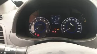 Автомобиль HYUNDAI SOLARIS, 2013 г.в., гос. номер Р618ХО 26, идентификационный номер: Z94CU41DBDR258973, тип ТС: легковой, номер рамы: ОТСУТСТВУЕТ, кузов: Z94CU41DBDR258973, категория ТС: В, цвет: черный. Расположен по адресу: Тульская область, Чекрнский район, п. Жизнь, ул. 60 лет СССР, д. 2, кв…