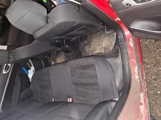 Peugeot 307 2006 Легковой автомобиль хэтчбек VIN VF33CNFUL84785557 Год выпуска 2006 Кузов VF33CNFUL84785557 Модель двигателя NFU10FX6NPSA 3076207 Цвет Красный Тип двигателя Бензиновый Мощность 109 л.с. 80 кВт Объем 1587 куб. см ПТС 51 УТ 730469 СТС 99 42 948972