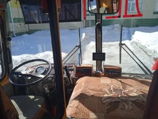 Автобус ПАЗ 32053-70 2015 года, государственный номер АС 507 42. Автобус для перевозки детей. VIN – X1M3205BXF0003395, категория – Д. Год изготовления – 2015. Номер двигателя – 523420 F1004462. Номер кузова – X1M3205BXF0003395. Цвет кузова – желтый. Мощность двигателя – 122,4 л.с. (90 кВт). Рабочий…