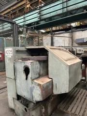 Станок токарно-винторезный с ЧПУ 16К20РФЗ Р232 1986 года выпуска, инвентарный номер 224205. Внешне не разукомплектован, возможно отсутствие деталей.