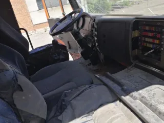 Мусоровоз MKZ-4500 на шасси KAMAZ-43253-A3, 2013. Назначение: Мусоровоз. Марка: MKZ-4500 на шасси KAMAZ-43253-A3. Год выпуска: 2013. Модель: MKZ-4500 на шасси KAMAZ-43253-A3. VIN (заводской) номер: Х89104500D0AA3002.