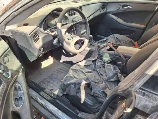 Mercedes-Benz CLS 2005 года, 199 лс, АКПП Легковой автомобиль, марка: МЕRСЕDЕS ВЕNZ, модель: СLS 350, год изготовления: 2005, цвет: черный, VIN: WDD2193561A029500, г/н: Х534ММ124, мощность двигателя, л. с. (кВт): 199, шасси (рама) № отсутствует, кузов №: WDD2193561A029500, вид собственности…