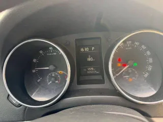 Skoda Yeti 2012 года, 105 лс, пробег 226005 км. VIN: TMBJF25L2C6058324, гос. номер: С369РУ40, цвет кузова темно-синий, объем двигателя 1197 см³.