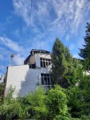 КПП-4 57 кв.м Самара. Здание контрольно-пропускного пункта (КПП-4), расположено по адресу: г.Самара, ул.Калинина, 1 (при въезде на бывшую территорию ОАО СПЗ со стороны Заводского шоссе), площадь по внешнему обмеру 57кв.м. Право собственности на КПП-4 в ЕГРН не зарегистрировано, возникло до 1997г. В…