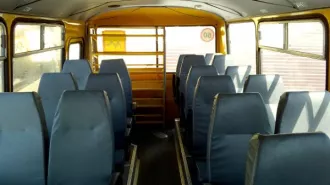 Автобус для перевозки детей ПАЗ 32053-70, 2012 года изготовления, идентификационный номер (VIN) X1M3205CXC0001932, цвет кузова желтый, регистрационный знак Х795СВ 22, ПТС № 52 НН 452776, выдан ООО «Павловский автобусный завод» 18.05.2012 Автобус для перевозки детей ПАЗ 32053-70, 2012 года…