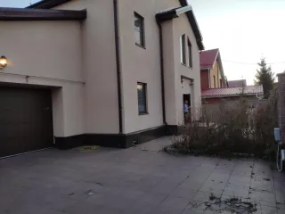 Здание (кадастровый номер: 74:33:0207003:752, назначение объекта недвижимости: жилое, местоположение: Челябинская область, г. Магнитогорск, ул. Юбилейная, д. 167, площадь: 365,9 кв.м.), земельный участок (кадастровый номер: 74:33:0207003:493, виды разрешенного использования объекта недвижимости…