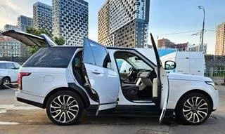 Land Rover Range Rover, 2016 года выпуска, идентификационный номер (VIN): SALGA2EF9GA273536. Ознакомление с порядком, сроками и условиями продажи имущества осуществляется в рабочие дни с 09:00 до 18:00 по e-mail: lapinavalentine@gmail.com.