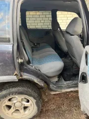 Chevrolet Niva (Chevrolet Niva), 2004 года, 79.6 л.с., 238 932 км, полный привод, легковой автомобиль, марка: ШЕВРОЛЕ, модель: НИВА, год изготовления: 2004, цвет: темно-синий металлик, VIN: X9L21230040041754, ПТС: 39 УЕ 095197, г/н: М465ТР64, изготовитель (страна): Россия, модель двигателя…