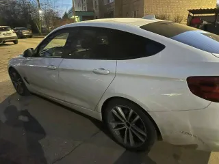 BMW 320i xDrive GT 2014 года выпуска, VIN: WBA3Z71040D244346.