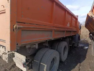 Камаз 4528-20 2013 года выпуска, автомобиль самосвал. Государственный регистрационный знак У073МК124, ПТС 16НН262931, VIN X8945280LDOBA7667.