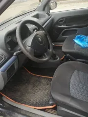 Renault Symbol 2007, модель Renault Symbol 4EX1493. Год выпуска 2007, VIN VF1LB03C538134201. Цвет кузова темно-серый. Номер двигателя K7JA700 RJ53080. Рабочий объем 1390 см³, мощность 75 л.с. (55 кВт), экологический класс второй, тип транспортного средства легковой. Состояние: царапины и вмятины по…