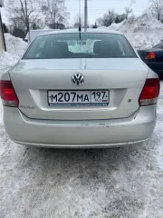 Volkswagen Polo 2011, 105 лс, 165000 км, АКПП, XW8ZZZ61ZBG014491. Пробег 165 тыс. Со слов собственника: сколы по кузову. Подвеска требует замены. Временами (не постоянно) ДВС работает нестабильно (троит). Самопроизвольно выключается и включается дисплей. Проблемы с проводкой. Подогрев водительского…