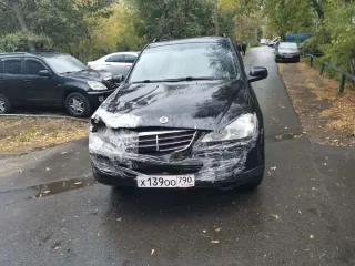 Ssangyong Kyron, 2013, должник Котельников М.А., Ssangyong Kyron, год выпуска: 2013, залог Банк ВТБ. Автомобиль Ssangyong Kyron, год выпуска: 2013, VIN: RUMS0A1KSD0003472, цвет: черный, Госномер: Х139ОО790. Имущество является предметом залога Банка ВТБ (ПАО).